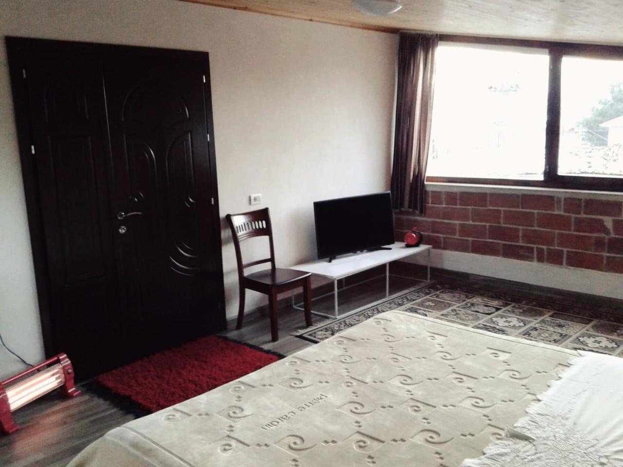 Cozy Loft Apartment Korce Ngoại thất bức ảnh